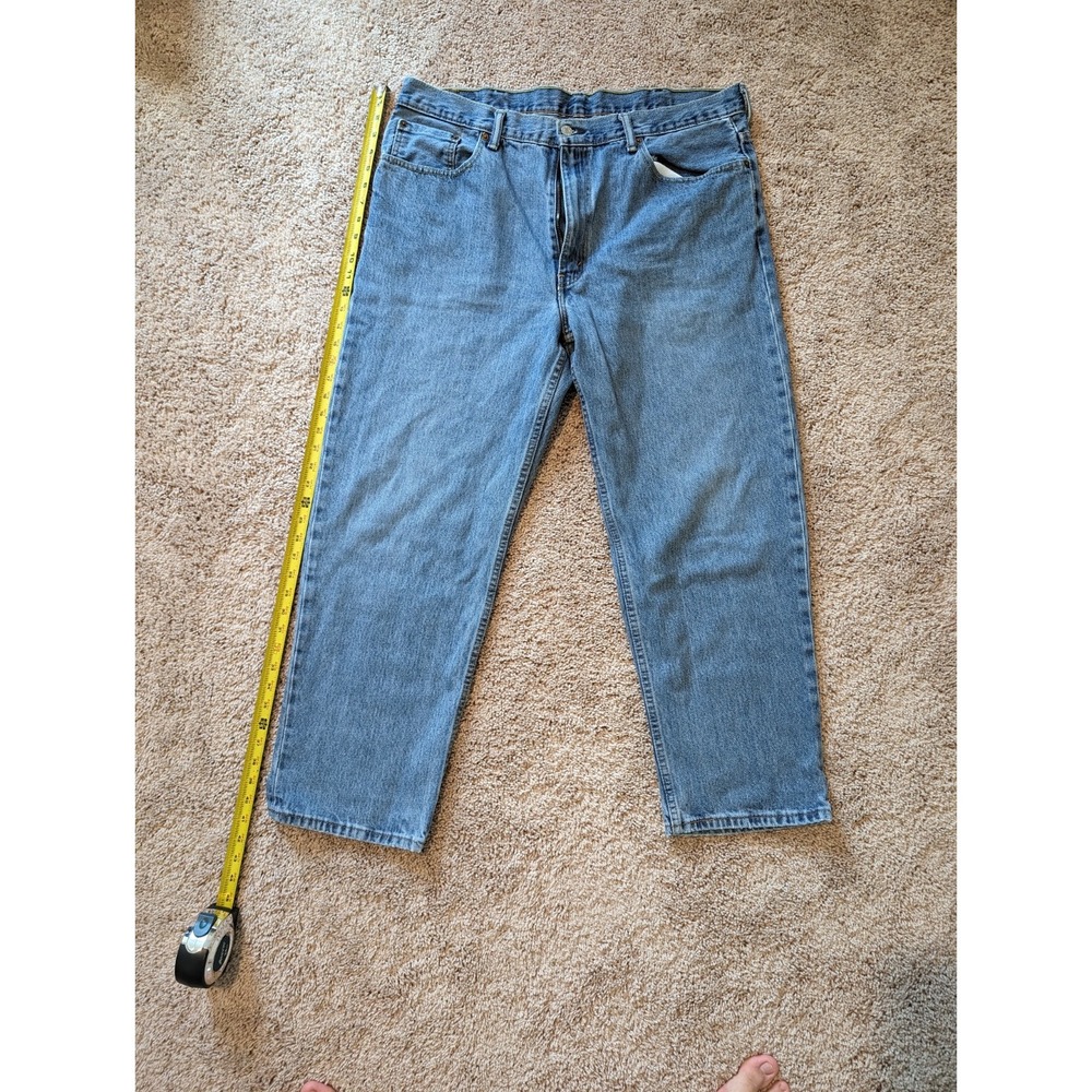 550 relaxed fit men's light blue washed jeans 40x30 good condition